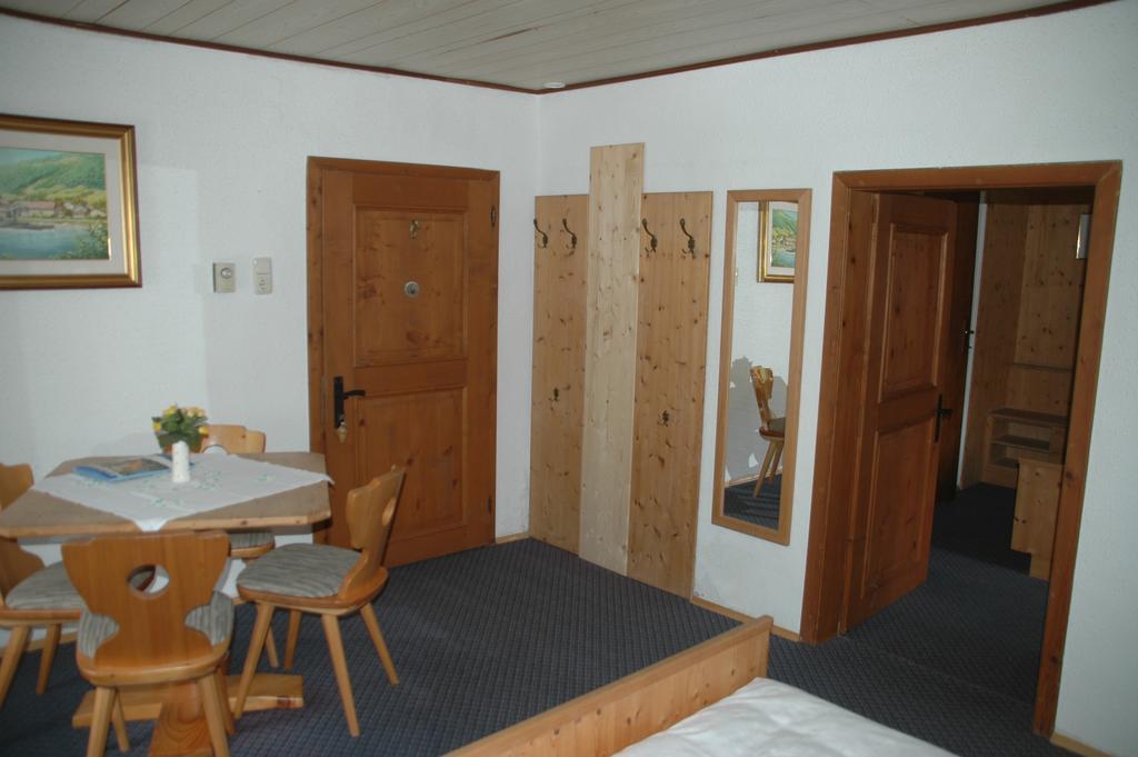 Hotel Romantikhaus Hufschmiede Engelhartszell Exterior foto