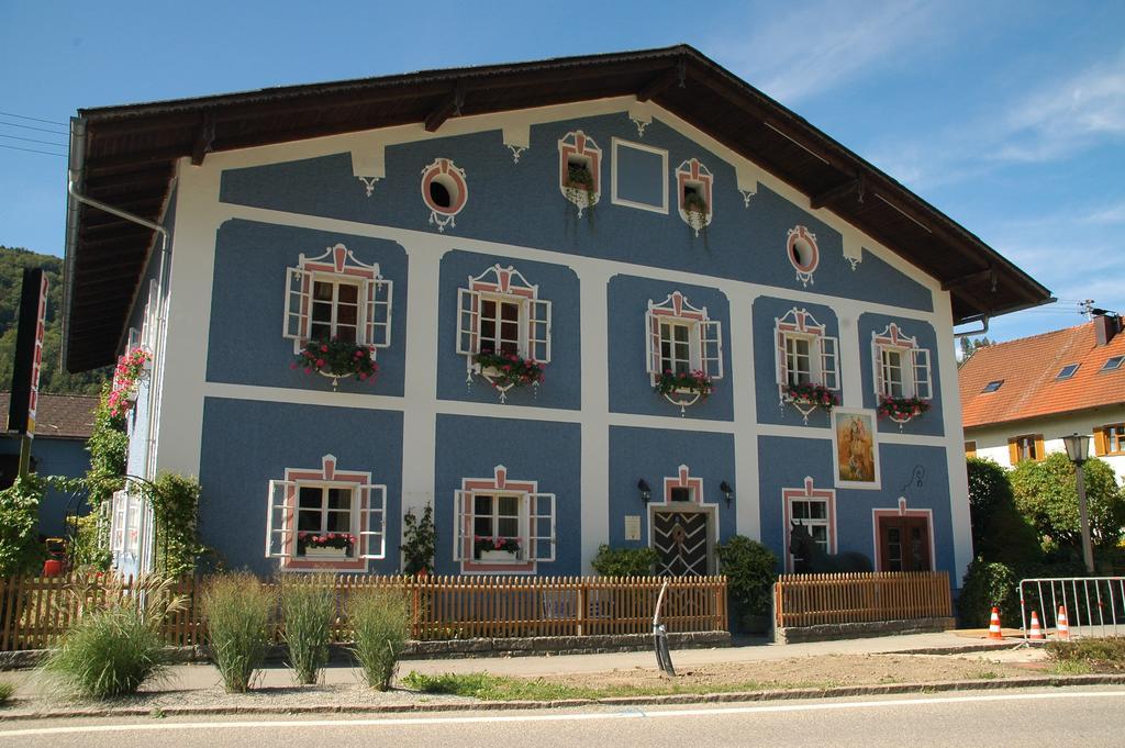 Hotel Romantikhaus Hufschmiede Engelhartszell Exterior foto