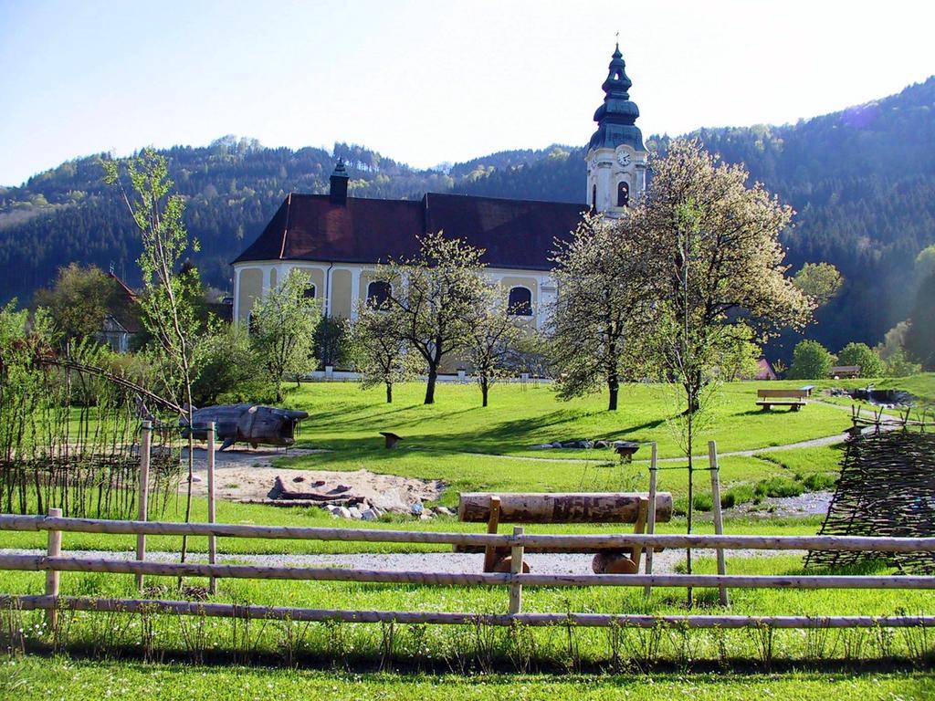 Hotel Romantikhaus Hufschmiede Engelhartszell Exterior foto